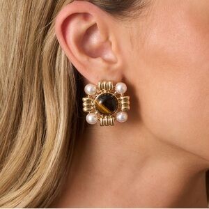 Gold Square Brown and Pearl Cluster Earrings